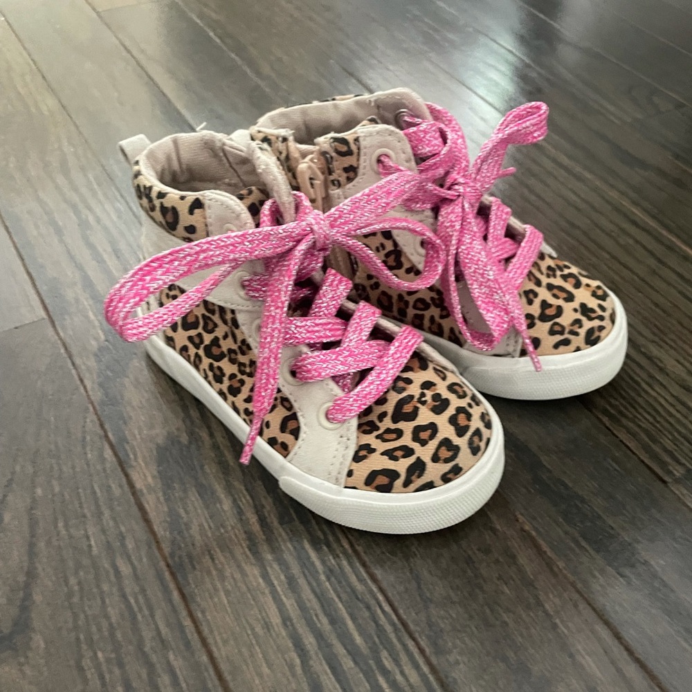 Gap Toddler Leopard high tops. Worn 2 times - adorable pair of sneakers!!